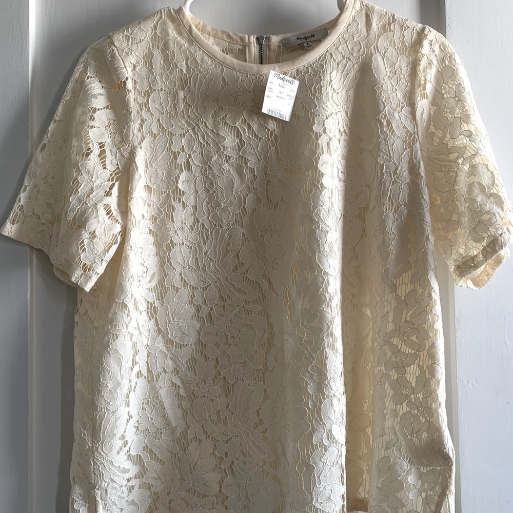 Madewell NWT! Small, Lace, short-sleeve zip back blouse. NEVER WORN!